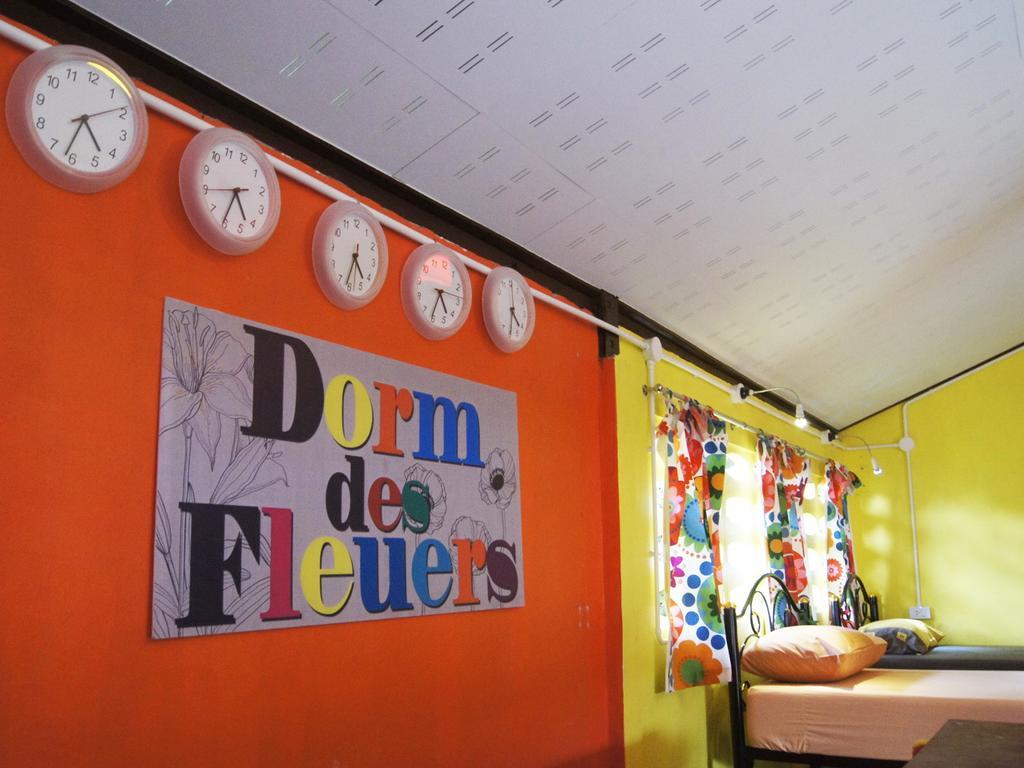 Dorm Des Fleurs Hostel Khao Lak Ngoại thất bức ảnh