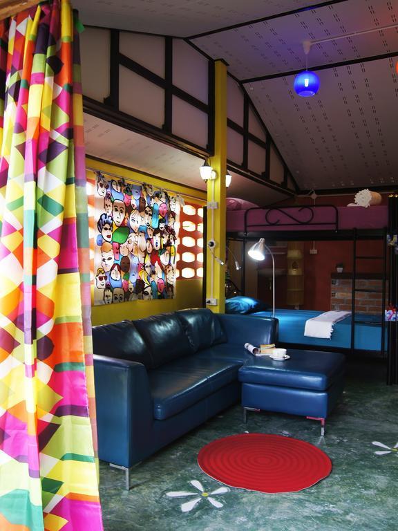 Dorm Des Fleurs Hostel Khao Lak Ngoại thất bức ảnh