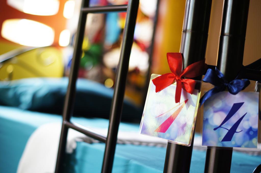 Dorm Des Fleurs Hostel Khao Lak Ngoại thất bức ảnh