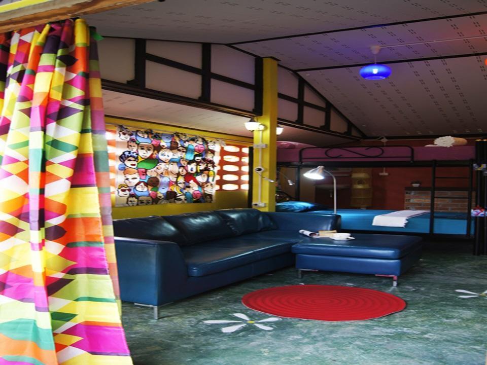 Dorm Des Fleurs Hostel Khao Lak Ngoại thất bức ảnh